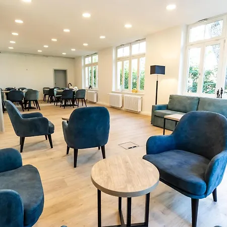 Am Haus 1 8 Hotel *